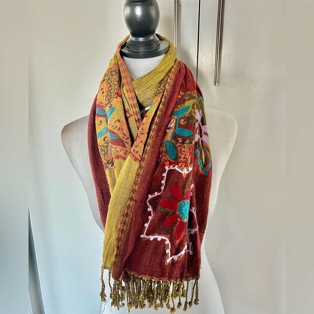 Gorgeous/reversible scarf/shawl/wrap